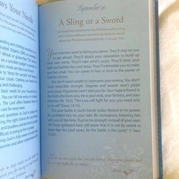 366 DEVOTIONS For Couples. MR. & MRS - Picture 9 of 14